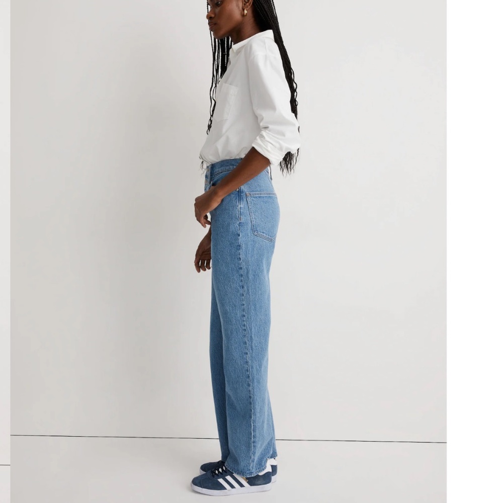 Madewell The Perfect Vintage Wide-Leg Jean in Harding Wash: Button-Fly Edition - Picture 2 of 11